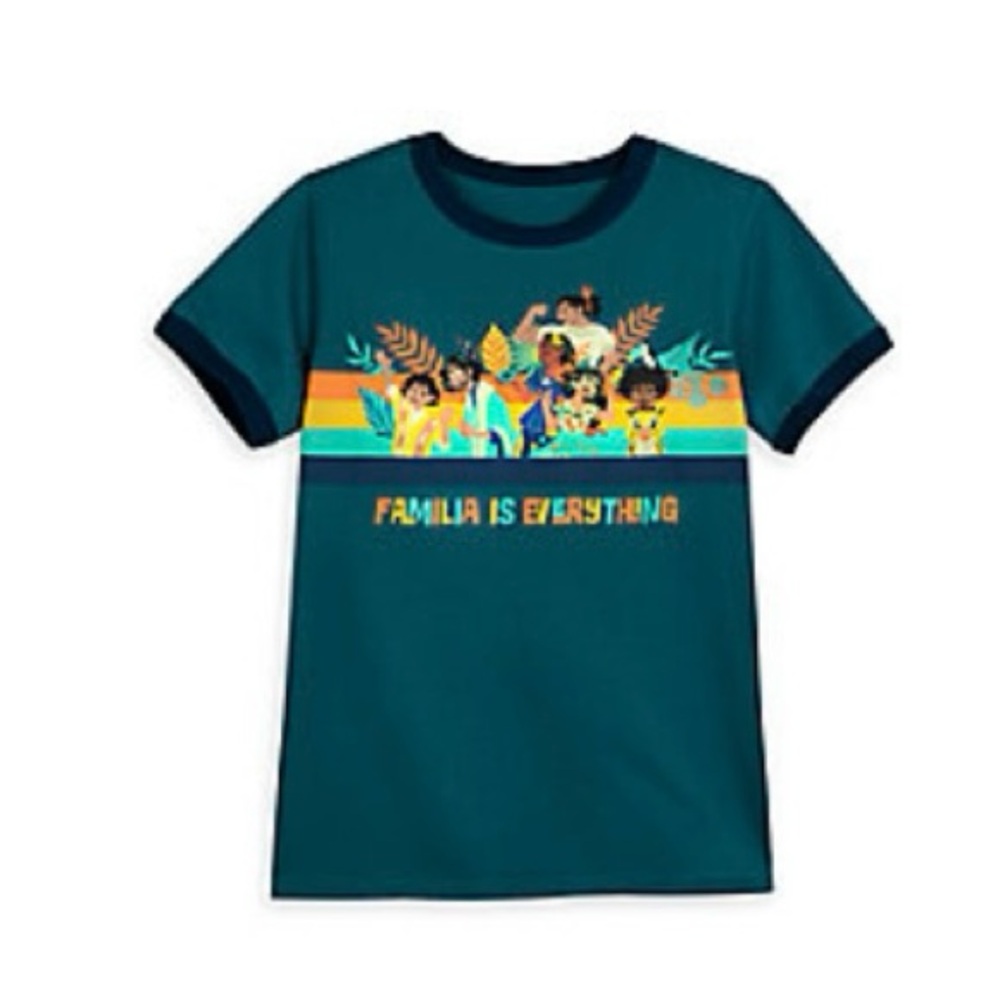 Disney Encanto “Familia is Everything” T- Shirt  Boys Size 7/8